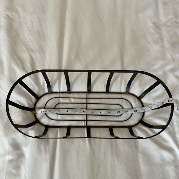 Metal Oval Basket Centerpiece Fruit Bowl Bread Bowl - Picture 4 of 7